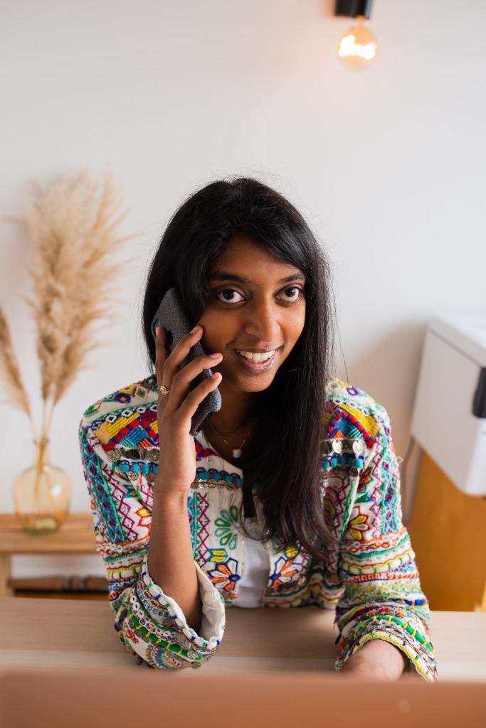 Madhuri, votre conseillère en image, à votre écoute